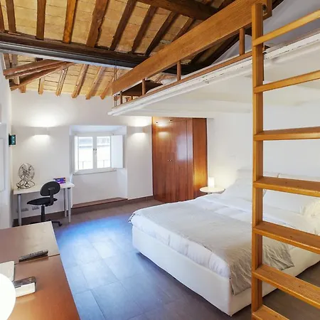 Domizio Apartman *
