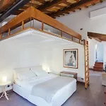 Domizio 아파트
