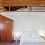 Domizio 아파트 *